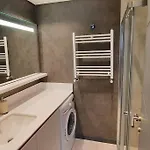 New Modern Central 2Br 2Ba