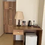Hotel Real Life