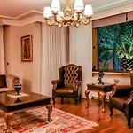 Isitmali Havuzlu Lueks Villa