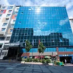 Grand Anka Hotel