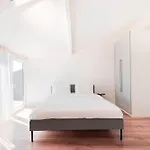 Homie Suites - Luxury Apartments In Macka