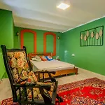 Nevalist Hotel