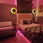 Royal Suite Hotel