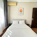 New Comfy Flat, 4Br, 4Acs, Taksim