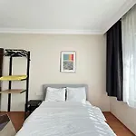 New Comfy Flat, 4Br, 4Acs, Taksim