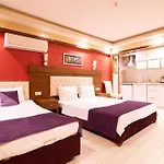 Adelıo Pera Hotel