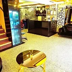 Kaya Royal Hotel Theater Street