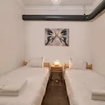 Lovely Central Cozy 3Bd25Bath Duplex Patio! #273