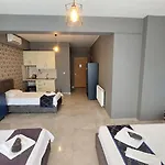 Royal City Hotel Old Town