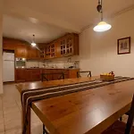 Wonder Triplex Terrace In Peninsula