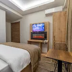 Beys Hotel Suites