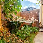 Villa Arancia Istanbul - Garden, Bbq, Sauna & Turkish Bath By The Tram In Fatih