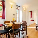 Villa Arancia Istanbul - Garden, Bbq, Sauna & Turkish Bath By The Tram In Fatih