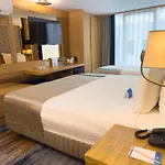 Days Inn By Wyndham Istanbul Bomonti