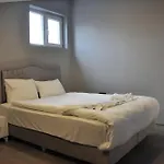 La Vie Suite Hotel