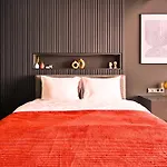 Taks-Inn Suites