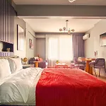 Taks-Inn Suites