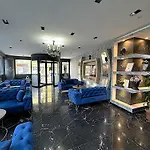 Grand Lara Hotel & Apartments