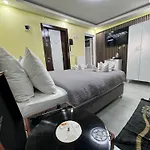 Ozer Hotel & Apartments