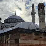 Nur Home1 Abuzer Yegin