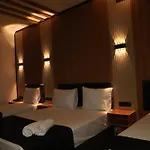 Rays Hotel Bakirkoey City Center