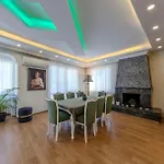 Dilek Apartments