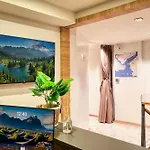 Elephant In The Room Hotel