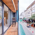 Elephant In The Room Hotel