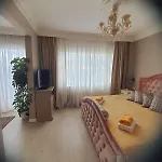 Sea View Flat - Includes Turkish Bath In Old Town.