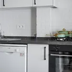 Cozy Flat In Kadikoey 2Br New Hou