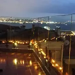 Bosphorus View-Airport Shutle-High Speed Wifi-Private Parking