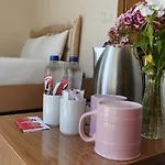 Maxwell Hotel
