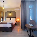 La Vida Old City Hotel