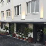 Spinel Hotel - Old City