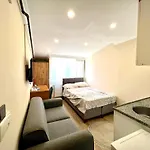 Game Suit Hotel