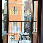Perahomes Wooden Flat With Small Balcony