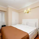 Peak Star Hotel