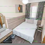 Grand Reis Hotel