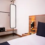 Mari Suites Hotel