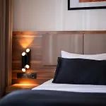 Mari Suites Hotel