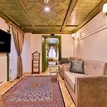 Emerald Mansion Hotel