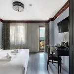 Mytra Hotel