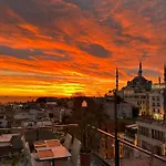Byzantium Comfort Hotel