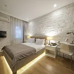 Nuru Ziya Suites