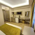 Taksim La Marino Hotel