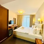 Istanbul Midpoint Hotel