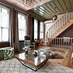 Tastefully Decorated House In Old City - Rose