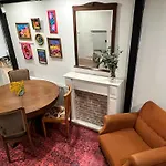 Central 5 Bedroom 5 Bathroom, Newly Renovated Villa At The Heart Of The City