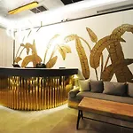 Beautiful Elegant 1Bd Private Terrace Gem! #333
