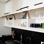 New! Modern 3Bedroom Apartment In Central Cihangir